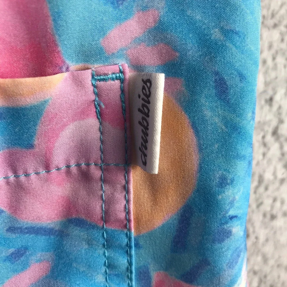 Chubbies Blue Floral Linerless Swim Trunks with Pink & Peach Accents